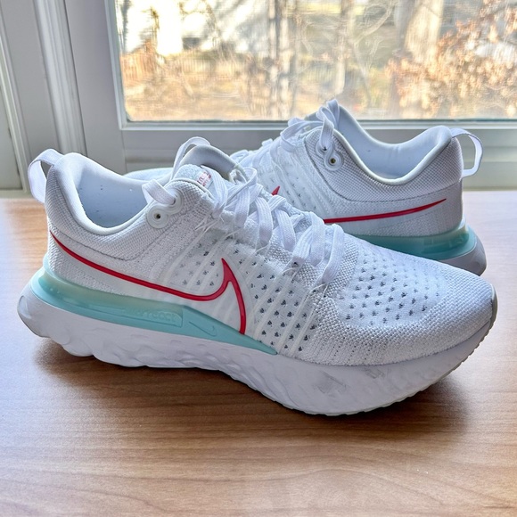 Nike React Infinity Run Flyknit 2 - Picture 4 of 11